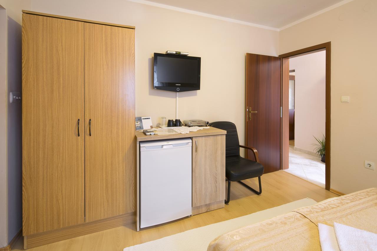 Apartmani Zeljko Vujovic Budva Eksteriør bilde