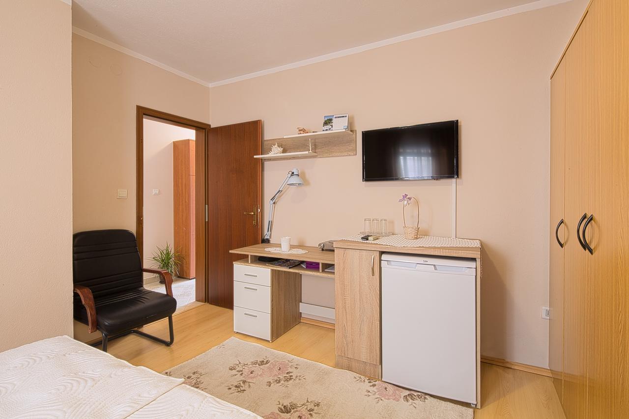 Apartmani Zeljko Vujovic Budva Eksteriør bilde
